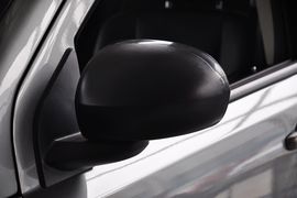 2012款JEEP指南者2.0L