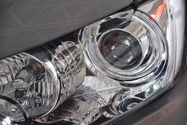 2012款JEEP指南者2.0L