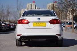 2012款一汽大众全新速腾1.8TSI自动旗舰版