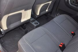 2012款斯柯达晶锐1.6L手自一体酷黑版