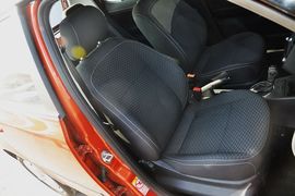2012款斯柯达晶锐1.6L手自一体酷黑版