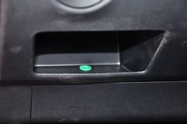 2012款斯柯达晶锐1.6L手自一体酷黑版