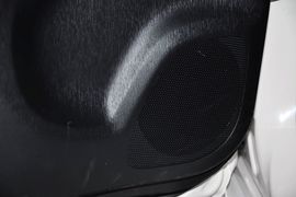 2012款一汽丰田普锐斯1.8L豪华先进版