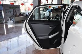 2012款一汽丰田普锐斯1.8L豪华先进版