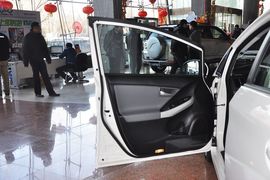 2012款一汽丰田普锐斯1.8L豪华先进版