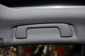 2012款一汽丰田普锐斯1.8L豪华先进版