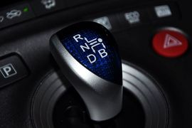 2012款一汽丰田普锐斯1.8L豪华先进版