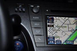 2012款一汽丰田普锐斯1.8L豪华先进版