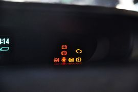 2012款一汽丰田普锐斯1.8L豪华先进版