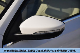 2012款一汽大众全新速腾1.8TSI自动旗舰版