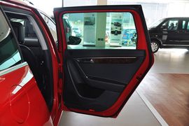 2012款大众全新迈腾旅行轿车