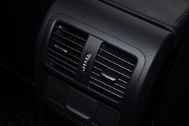 2012款大众全新迈腾旅行轿车