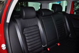 2012款大众全新迈腾旅行轿车