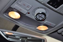 2012款大众全新迈腾旅行轿车