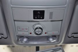 2012款大众全新迈腾旅行轿车