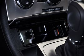 2012款大众全新迈腾旅行轿车