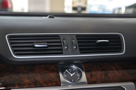 2012款大众全新迈腾旅行轿车
