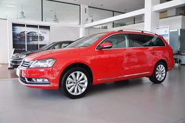 2012款大众全新迈腾旅行轿车
