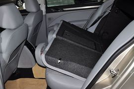 2012款斯柯达昊锐2.0TSI手自一体尊雅版