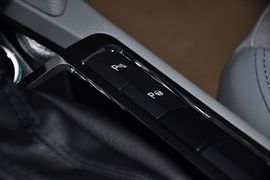 2012款斯柯达昊锐2.0TSI手自一体尊雅版