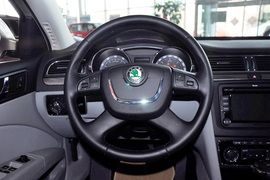 2012款斯柯达昊锐2.0TSI手自一体尊雅版