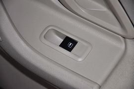2012款斯柯达晶锐1.4L手动晶致版