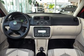 2012款斯柯达晶锐1.4L手动晶致版