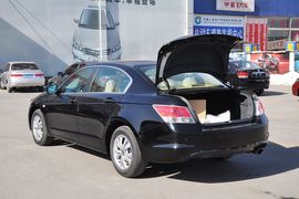 2012款广汽本田雅阁2.0SE