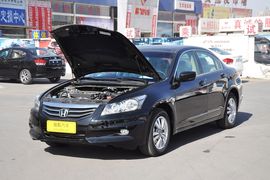 2012款广汽本田雅阁2.0SE