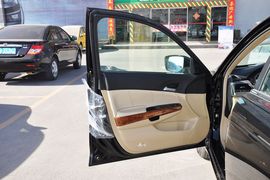 2012款广汽本田雅阁2.0SE