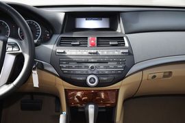 2012款广汽本田雅阁2.0SE