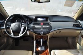 2012款广汽本田雅阁2.0SE