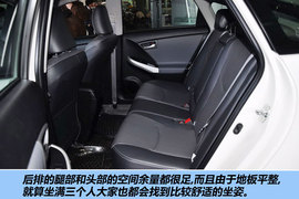2012款一汽丰田普锐斯1.8L