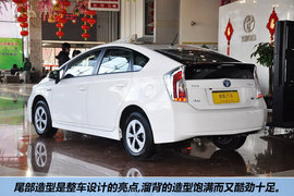 2012款一汽丰田普锐斯1.8L豪华先进版