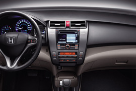 2012款广汽本田锋范