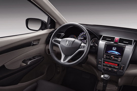 2012款广汽本田锋范