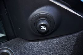 2012款福特野马Shelby