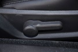 2012款福特野马Shelby