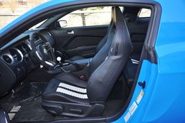 2012款福特野马Shelby