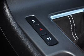 2012款福特野马Shelby