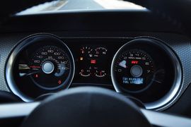 2012款福特野马Shelby