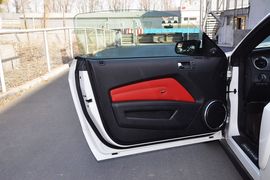 2012款福特野马GT