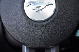 2012款福特野马GT