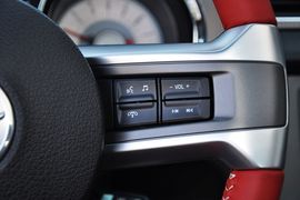 2012款福特野马GT