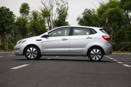 2012款起亚K2两厢深圳试驾实拍