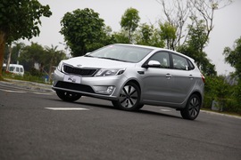 2012款起亚K2两厢深圳试驾实拍