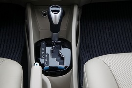 2012款起亚K2两厢深圳试驾实拍