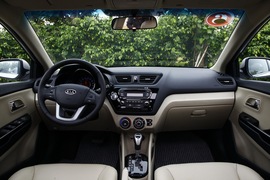 2012款起亚K2两厢深圳试驾实拍