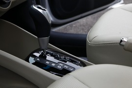 2012款起亚K2两厢深圳试驾实拍