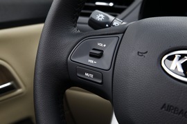 2012款起亚K2两厢深圳试驾实拍